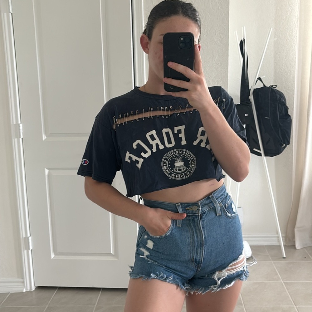 LF furst of a kind top